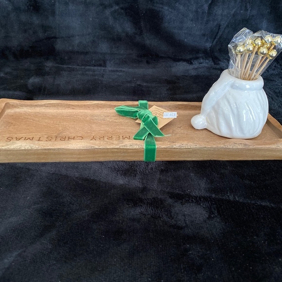 NWT MUD PIE WHITE CHRISTMAS SANTA TOOTHPICK WOODEN TRAY SET - Picture 4 of 7